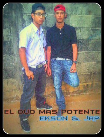 Ekson y Jap-Ella Me Encanta